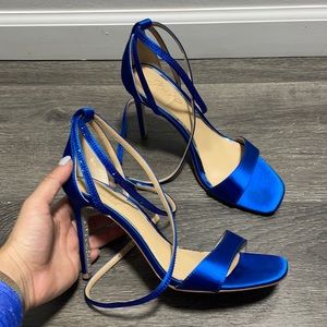 Jewel Badgley Mischka heels